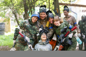 Adrenalina, ação, competição, desporto, team building, equipas, esforço, diversão, paintball