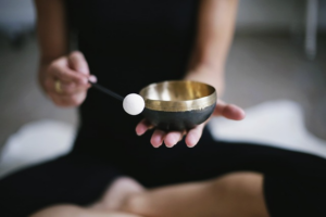 Mindfulness, meditação, pausa, calma, tranquilidade, yoga