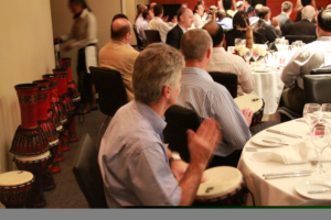 Team building, tambores, evento, empresa, icebreak, network, sociabilizar